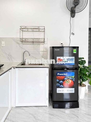 CHO THUÊ CHDV - BAN CÔNG, RỘNG 35m2 NGAY QUANG TRUNG