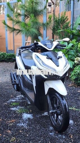 xe gia đình bán Honda Vario 125 2022  màu trắng