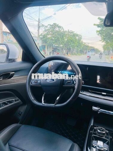 Ford Territory 2023 bản X 9.000 km trắng