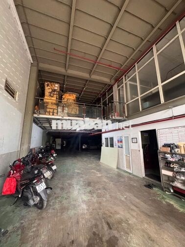 Văn phòng kho xưởng mặt phố 147-149 Bát Khối Long Biên