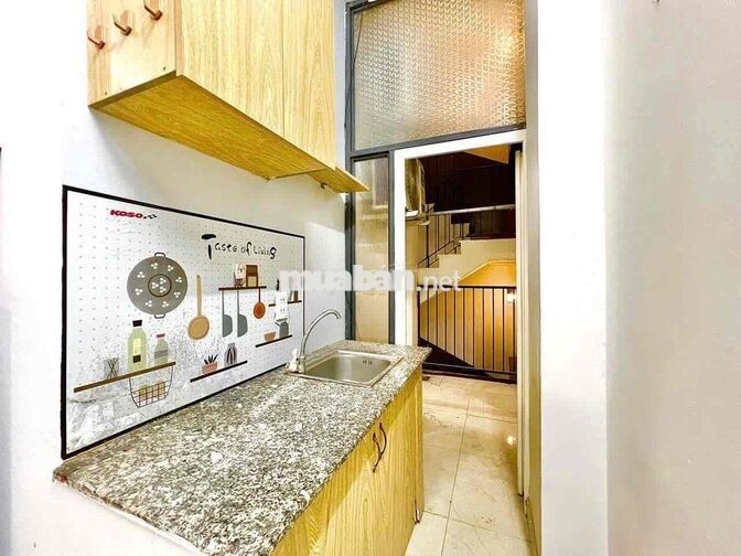 CHO THUÊ DUPLEX CĂN HỘ BAN CÔNG - RỘNG 30m2 NGAY DƯƠNG QUẢNG HÀM