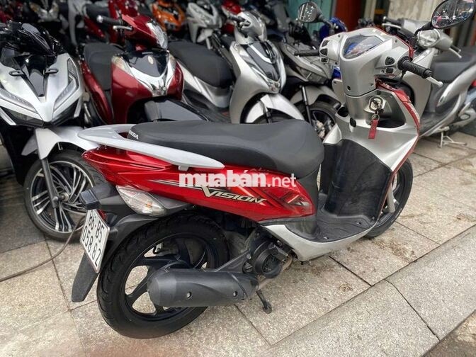 Honda Vision 2013 đỏ bạc đã qua sử dụng