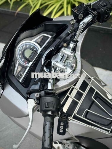 Honda PCX Smartkey 2016 Bạc Nhám 29F1