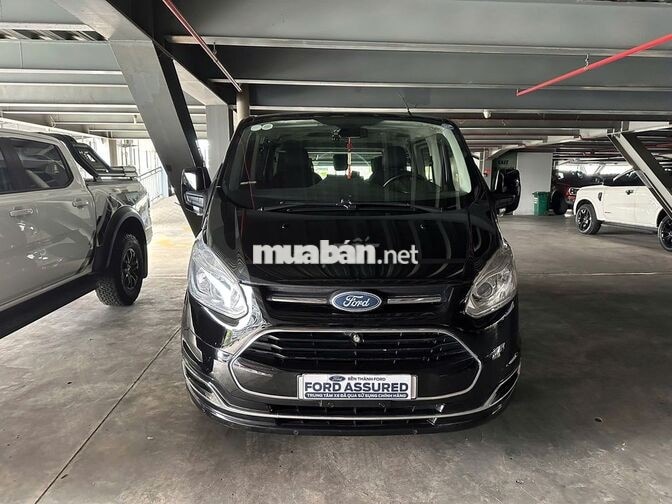 Ford Tourneo 2019 Titanium 7 chổ MPV, vay NH 75%