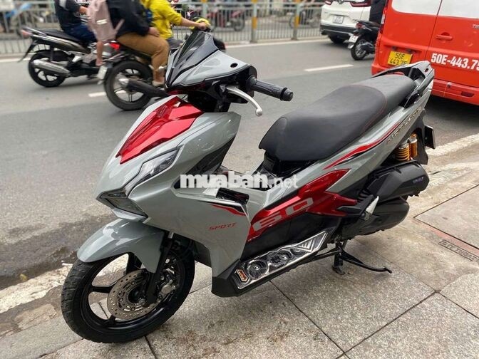 Honda Air Blade 160 2023 xám đỏ mới 90%