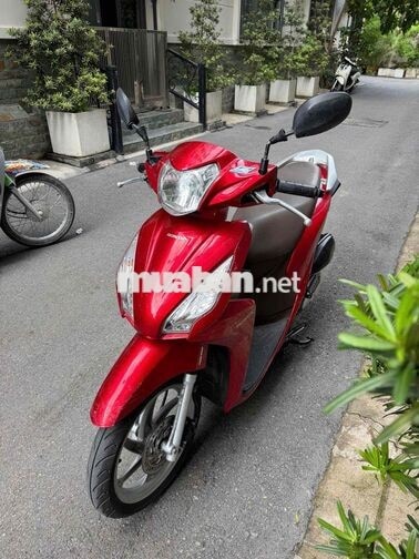 Honda Vision 2019 màu đỏ