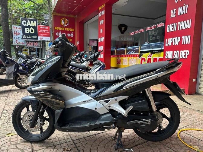 HONDA AIRBLADE FI MÀU ĐEN