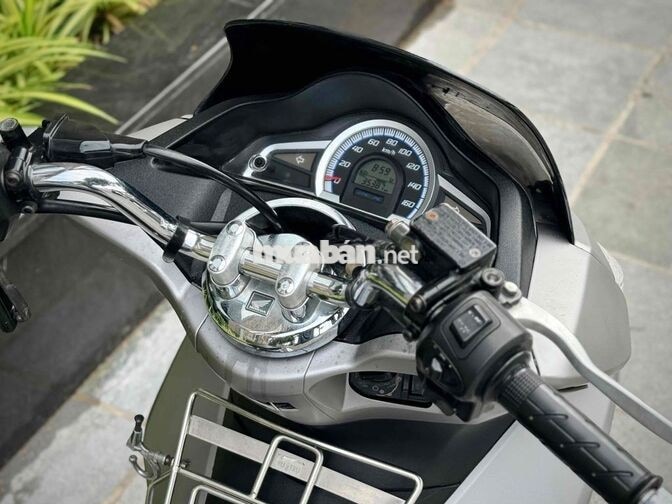 Honda PCX Smartkey 2016 Bạc Nhám 29F1