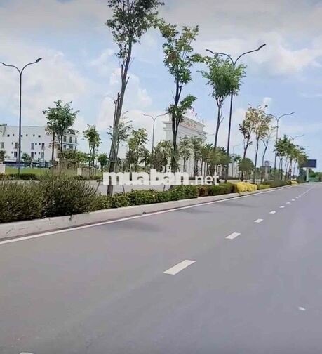 Bán Nhanh Nền Đất khu Làng Sen