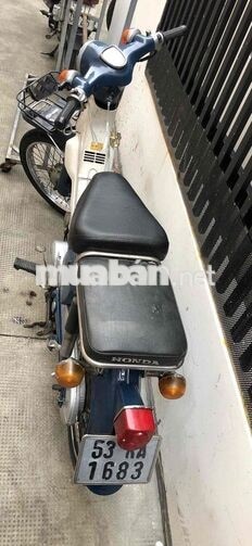 Honda Super Cub màu Xanh trắng