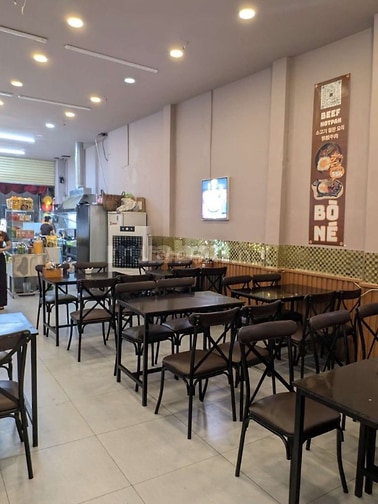 Cho thuê mặt tiền Huỳnh Văn Bánh, PN. DT 4 x 16, trệt lầu, giá 31 tr