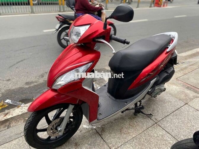 Honda Vision 2013 đỏ bạc đã qua sử dụng