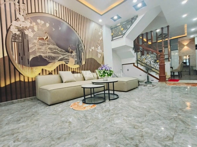 Cho thuê GẤP nhà ĐẸP hẻm 8m đường Dương Quảng Hàm