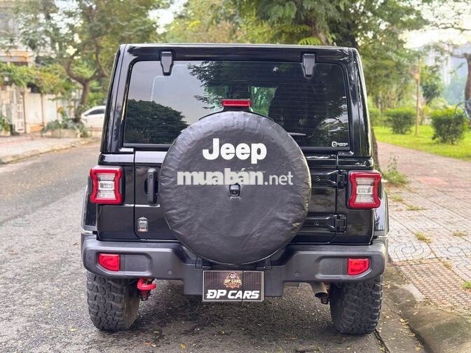 Jeep Wrangler Rubicon 2023, Màu đen, Xe đẹp.