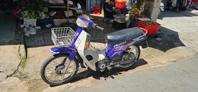 Bán max2 đời 2000 máy êm, cà vẹt tp