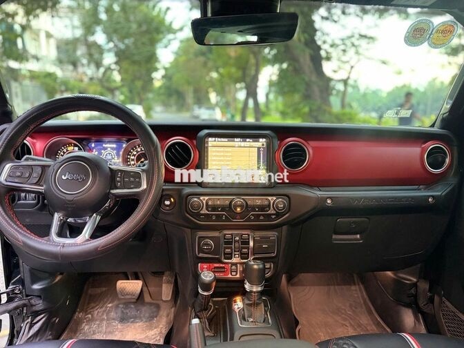 Jeep Wrangler Rubicon 2023, Màu đen, Xe đẹp.
