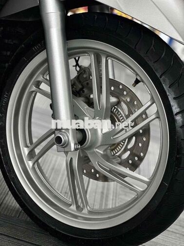Honda SH350i 2023 màu bạc nhám