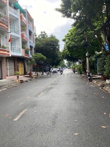 Nợ Ngân Hàng 17 Tỷ Cần Bán Gấp Nhà MTKD Góc 2 MT Khu Bình Phú Quận 6