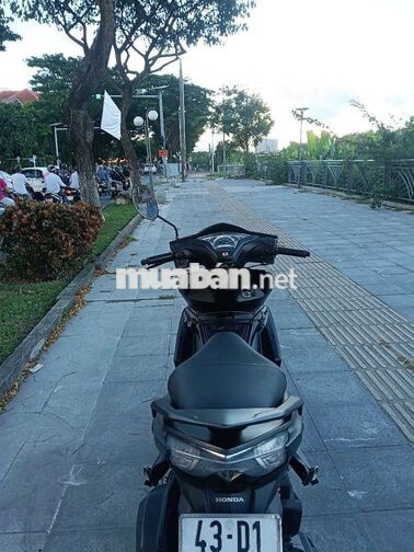 Honda Air Blade màu đen
