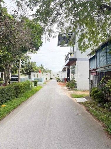 BÁN NỀN MẶT TIỀN ĐƯỜNG ĐINH CÔNG CHÁNH - CÁCH CẦU BÌNH THUỶ 200M
