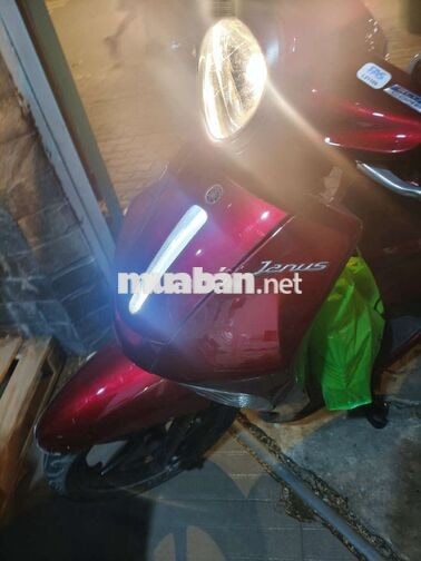 Yamaha Janus Smartkey màu đỏ