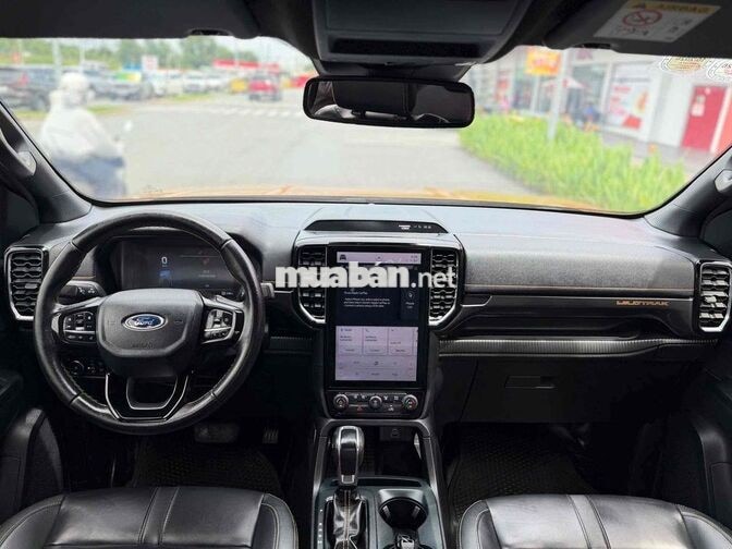 Ford Ranger Wildtrak 2022 78.xxx km Vàng luxe