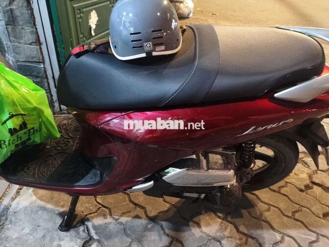 Yamaha Janus Smartkey màu đỏ