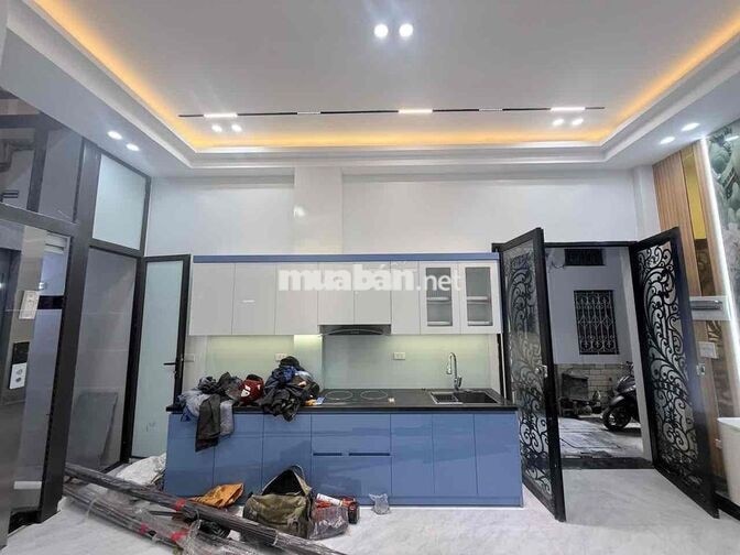 CHÍNH CHỦ CAM KẾT NHÀ CHUẨN -PHỐ CỔ -THANG MÁY- BA ĐÌNH
