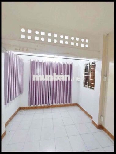 Nhà xinh còn mới cho thuê nguyên căn khu trung tâm Trần Hưng Đạo, Q1