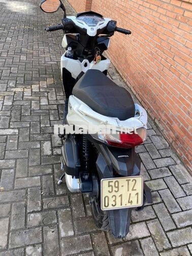 Honda Click 2016 125cc trắng đen đỏ