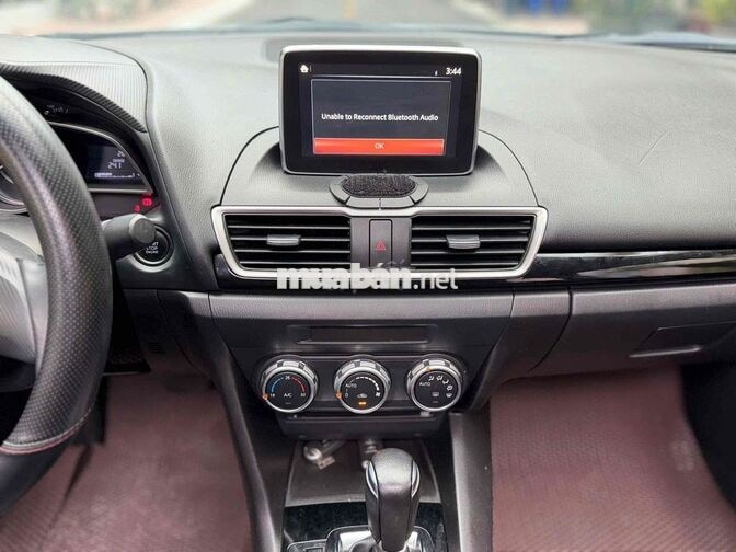 Mazda 3 2016 1.5 AT 120000 km trắng