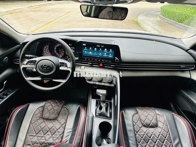 HYUNDAI ELANTRA 2023 1.6 TIÊU CHUẨN 20.000 KM