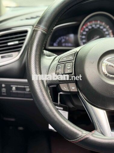 Mazda 3 2016 1.5 AT 120000 km trắng