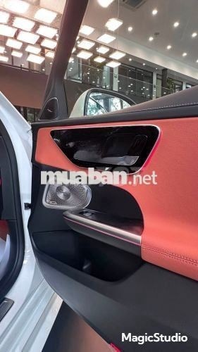 Xe Mercedes Benz C class C300 AMG 2026