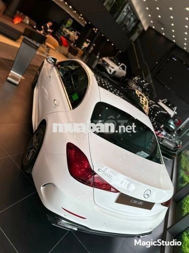 Xe Mercedes Benz C class C300 AMG 2026