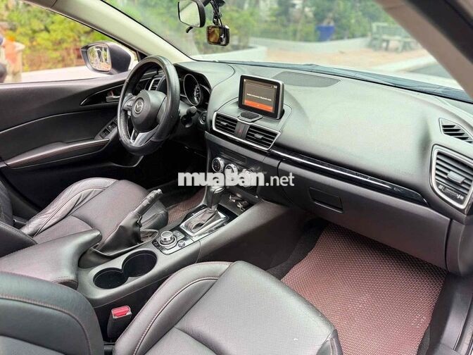 Mazda 3 2016 1.5 AT 120000 km trắng