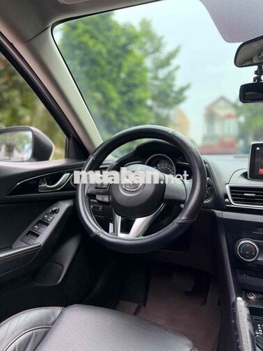 Mazda 3 2016 1.5 AT 120000 km trắng