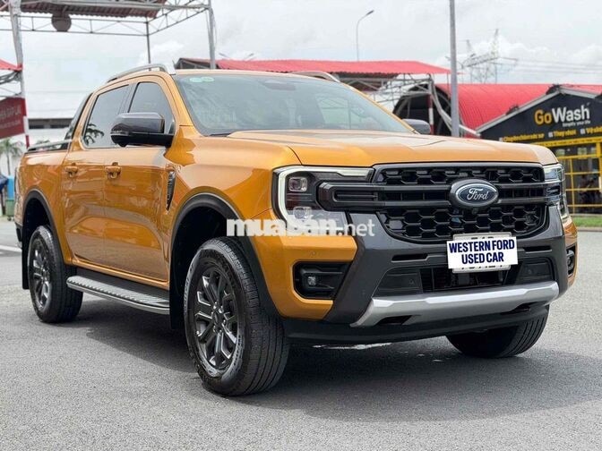 Ford Ranger Wildtrak 2022 78.xxx km Vàng luxe