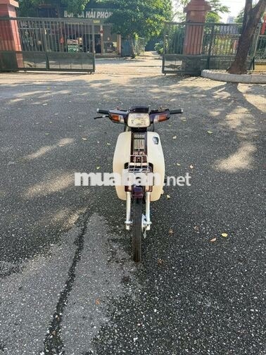 Honda Dream Thái màu Nâu