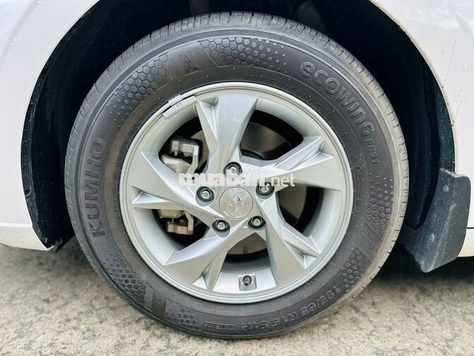 HYUNDAI ELANTRA 2023 1.6 TIÊU CHUẨN 20.000 KM