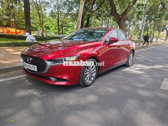 Mazda 3 Deluxe 2024 9000km Đỏ