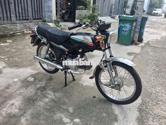 Honda Win 100 Indonesia, giao lưu xe bù trù