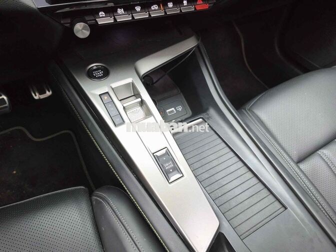 Peugeot 408 GT 2023
