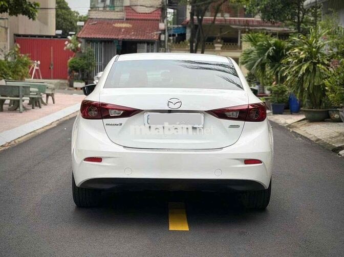 Mazda 3 2016 1.5 AT 120000 km trắng