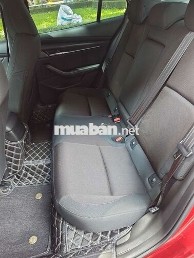 Mazda 3 Deluxe 2024 9000km Đỏ