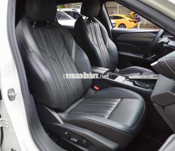 Peugeot 408 GT 2023