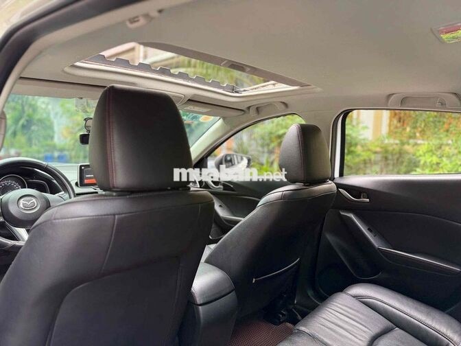 Mazda 3 2016 1.5 AT 120000 km trắng