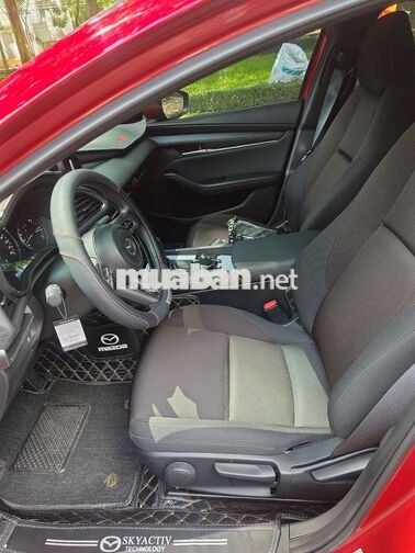 Mazda 3 Deluxe 2024 9000km Đỏ
