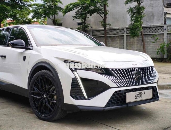 Peugeot 408 GT 2023
