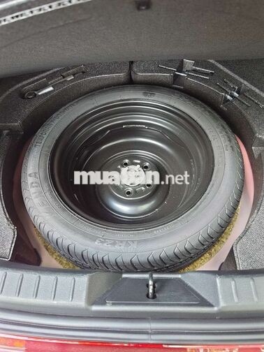 Mazda 3 Deluxe 2024 9000km Đỏ